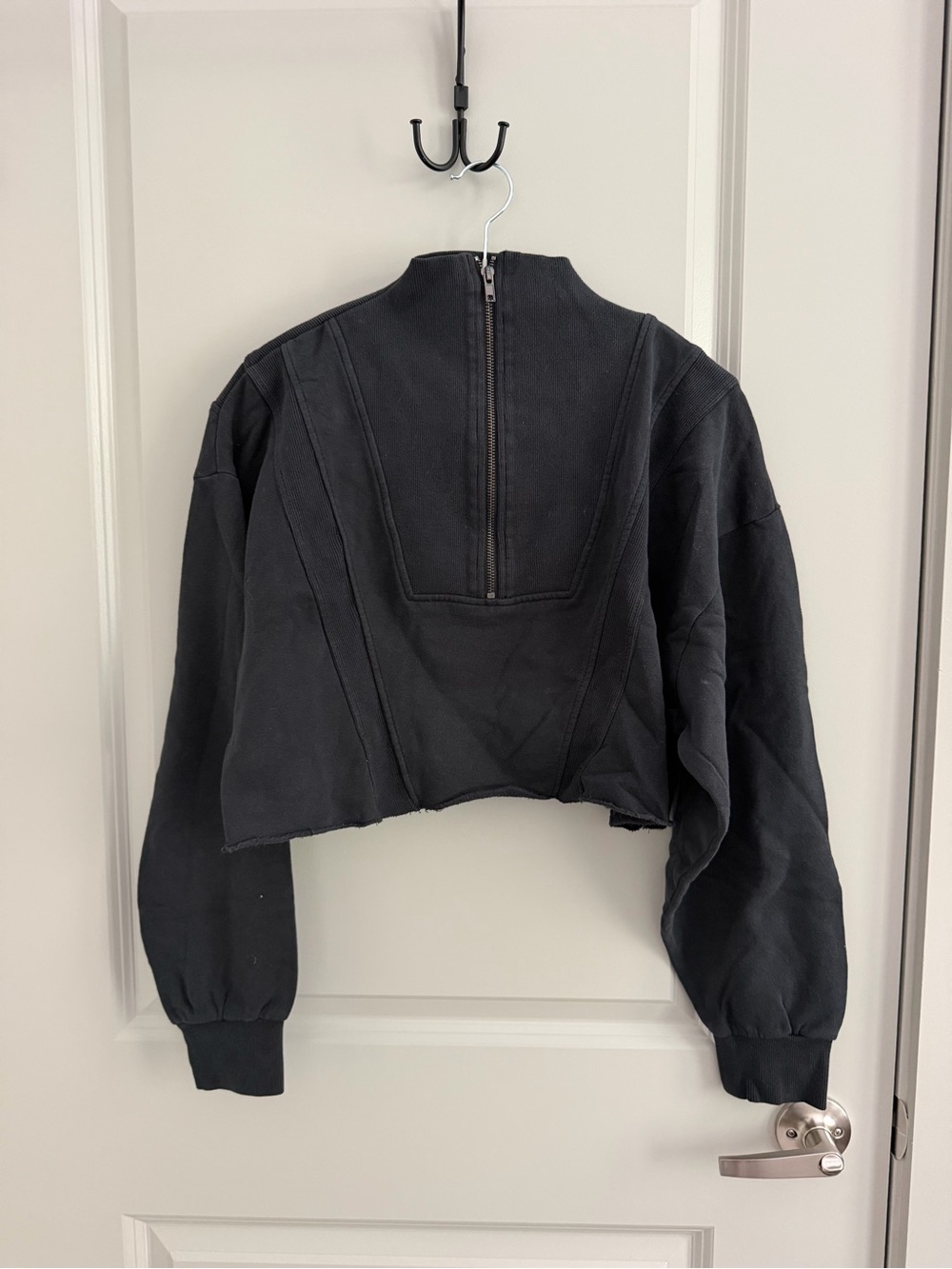 Cropped charcoal Women's Zip-Back Jacket